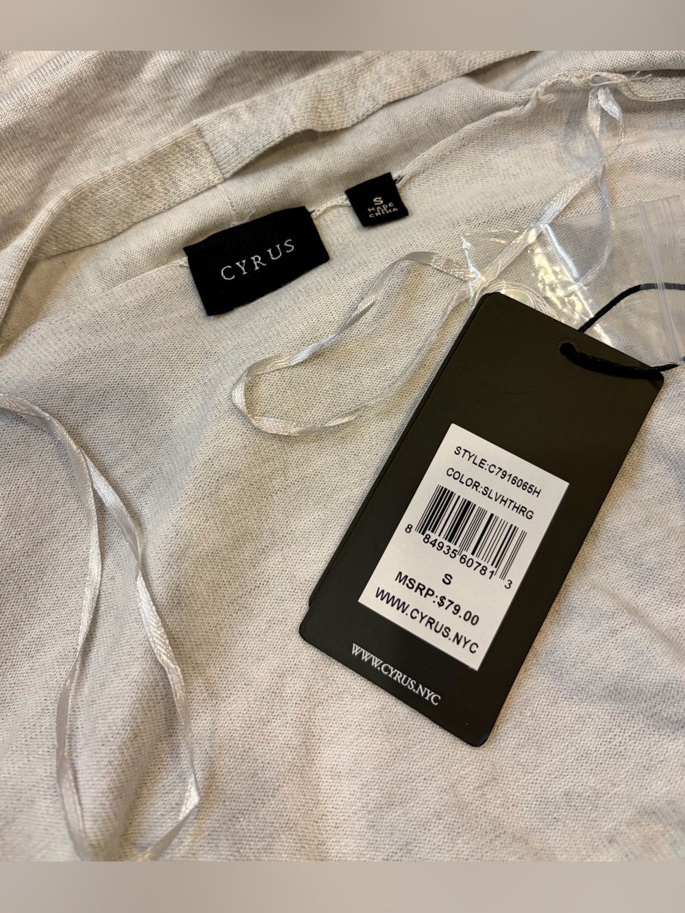 NWT CYRUS Women’s Size Small Light Gray Open Cardigan